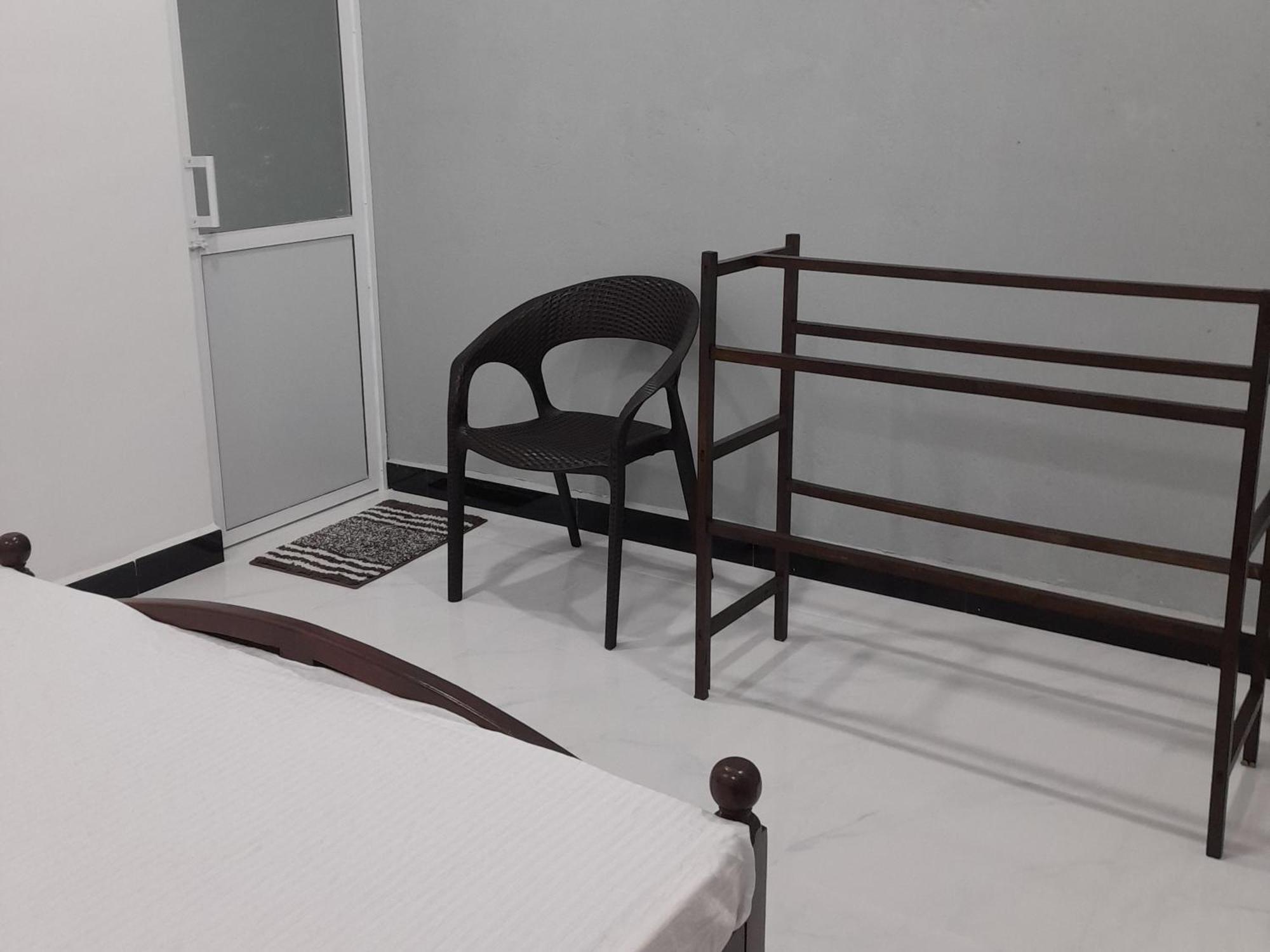 Hotel Ella Thenulya Extérieur photo
